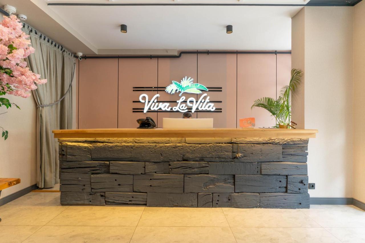 Viva La Vita Hotel إزمير المظهر الخارجي الصورة